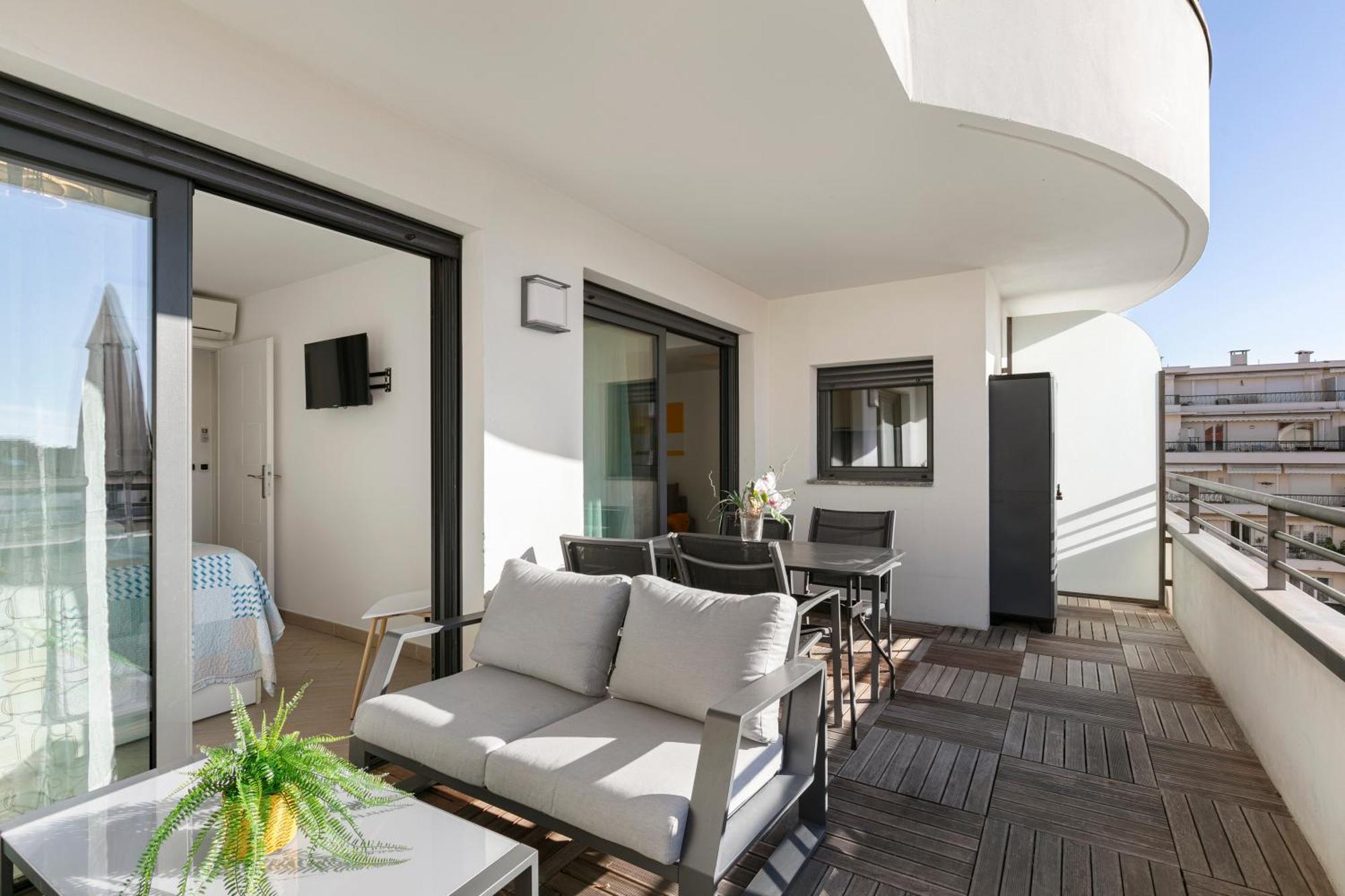 Suite Relax Five Stars Holiday House Nice Exterior photo